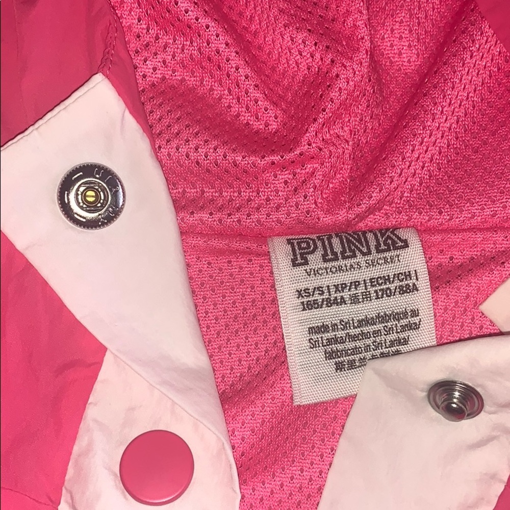 Woman’s jackets - Picture 6 of 10